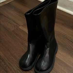 SHEIN Kids Black Boots